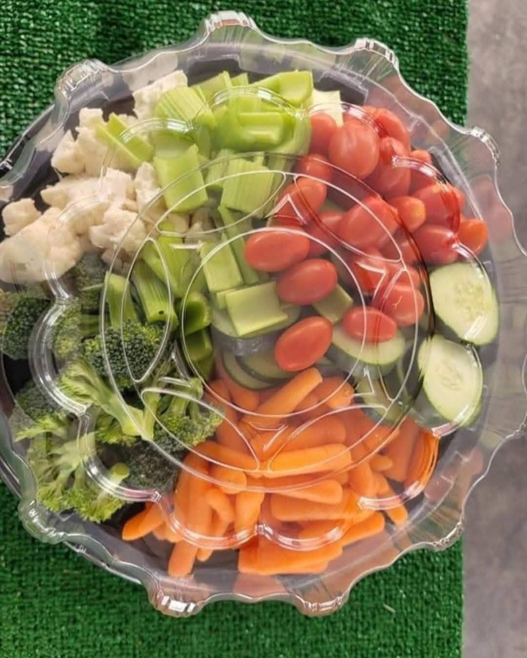 Fruit & Veggie Trays – THE FRUIT STAND