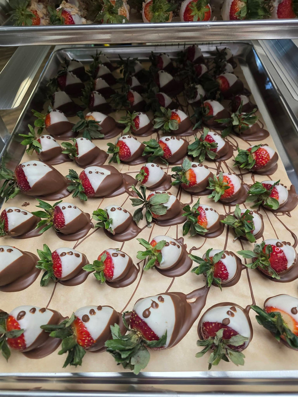 Tuxedo Strawberries